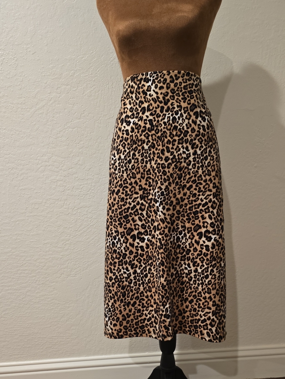 T Tahari Leopard Print Midi Skirt - Tan Black Cream